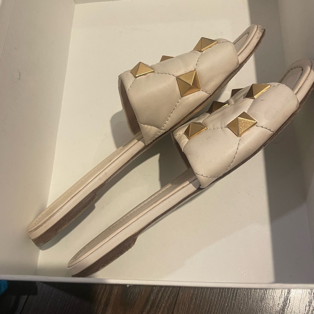 Valentino Cream Sandals with Gold Studs - Picture 2 of 6